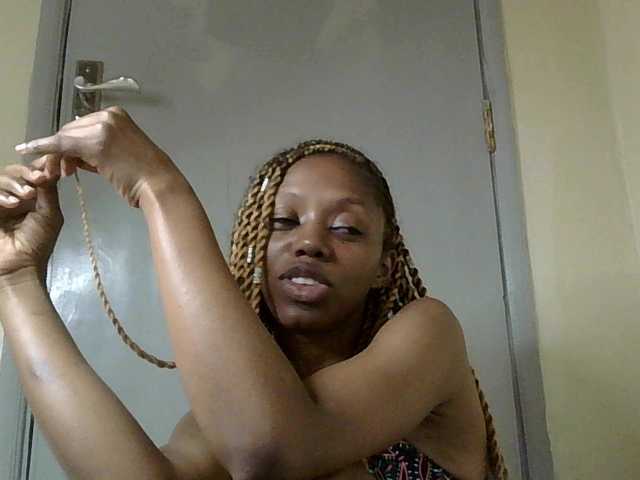 SexyBanni's BongaCams show and profile