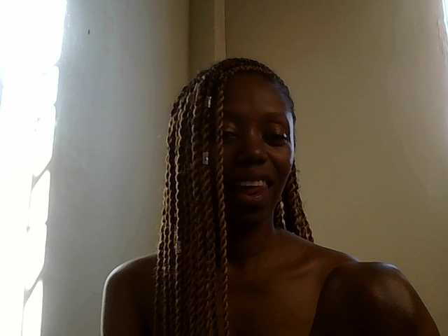 SexyBanni's BongaCams show and profile