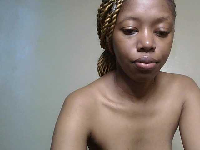 SexyBanni's BongaCams show and profile