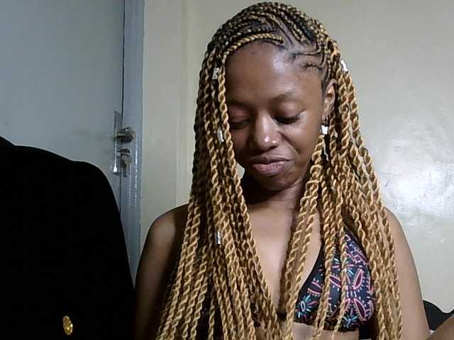 SexyBanni's BongaCams show and profile