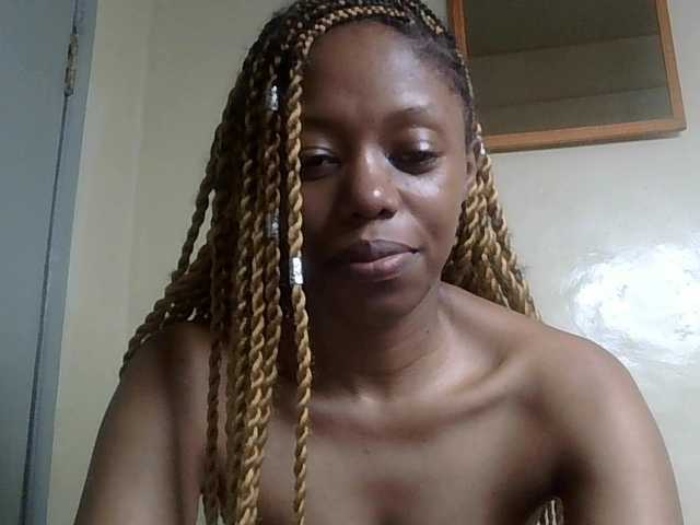 SexyBanni's BongaCams show and profile