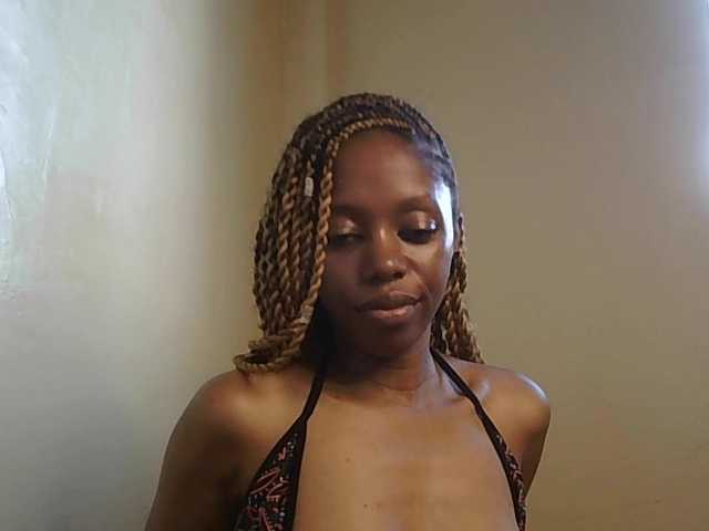 SexyBanni's BongaCams show and profile