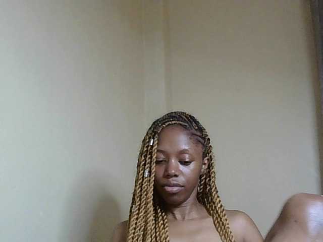 SexyBanni's BongaCams show and profile