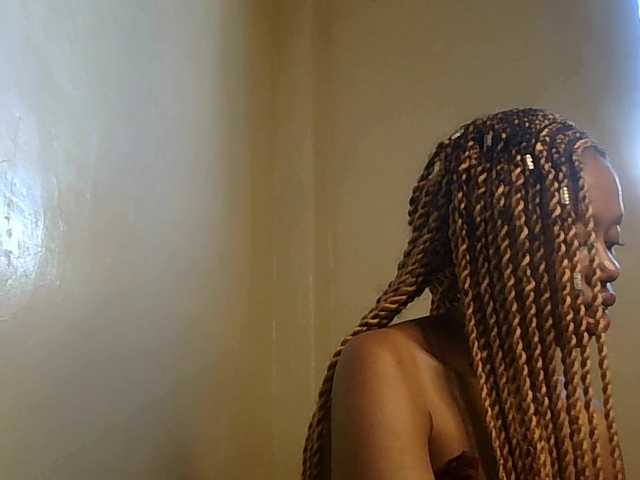 SexyBanni's BongaCams show and profile