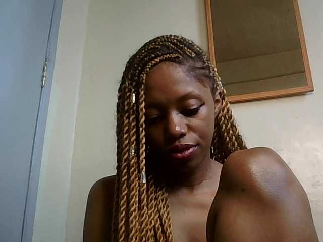 SexyBanni's BongaCams show and profile