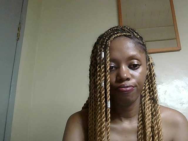 SexyBanni's BongaCams show and profile