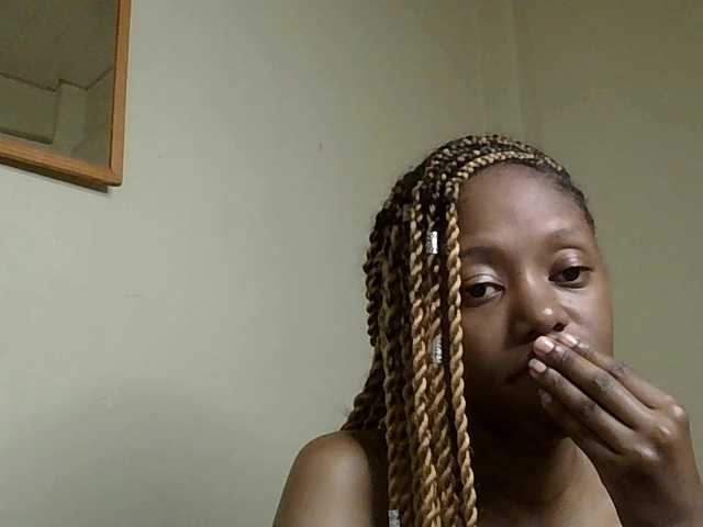 SexyBanni's BongaCams show and profile