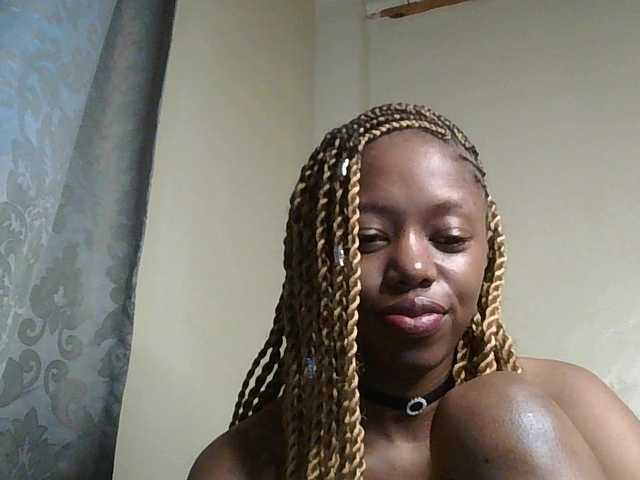 SexyBanni's BongaCams show and profile