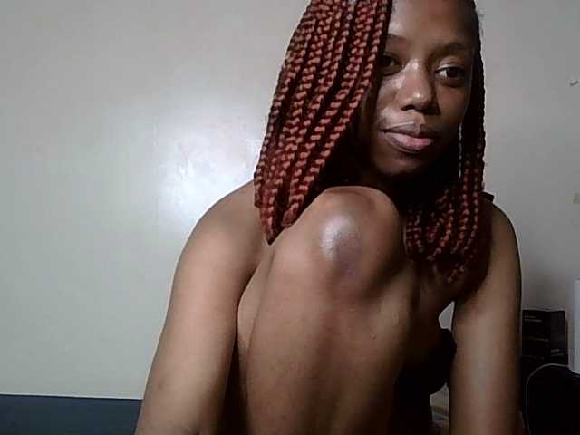 SexyBanni's BongaCams show and profile