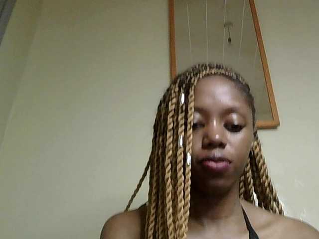 SexyBanni's BongaCams show and profile