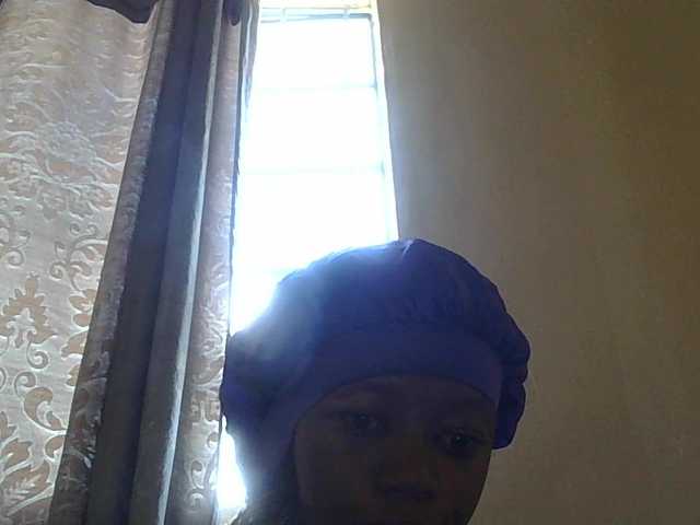 SexyBanni's BongaCams show and profile