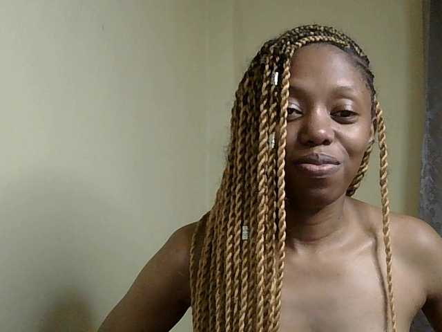 SexyBanni's BongaCams show and profile