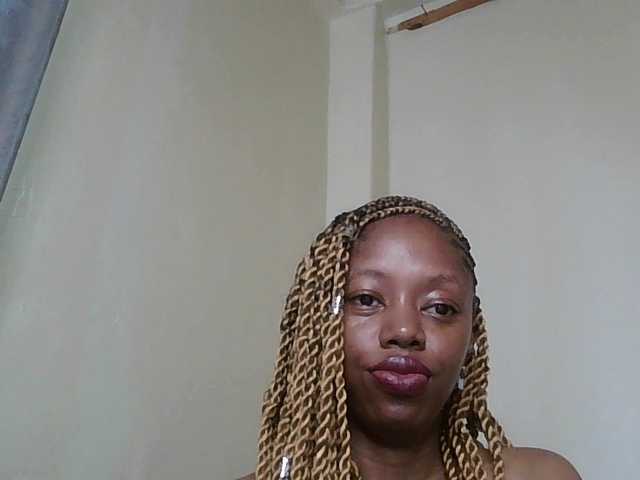 SexyBanni's BongaCams show and profile