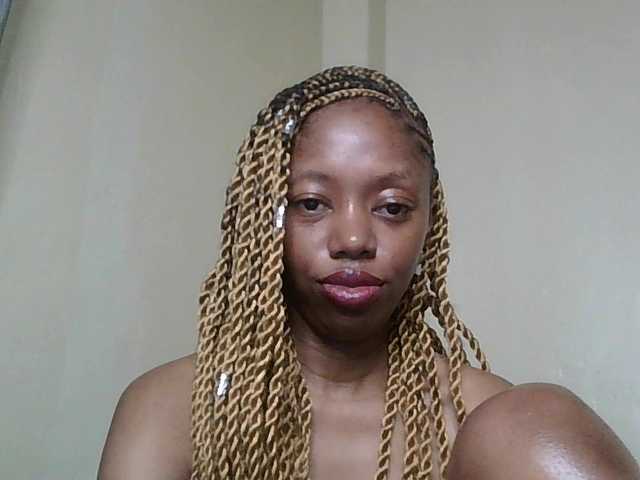 SexyBanni's BongaCams show and profile