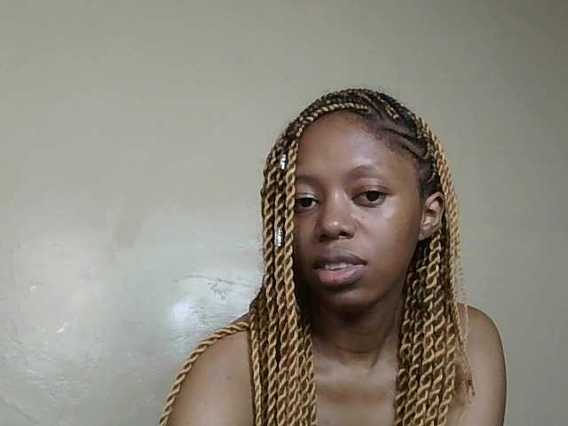 SexyBanni's BongaCams show and profile