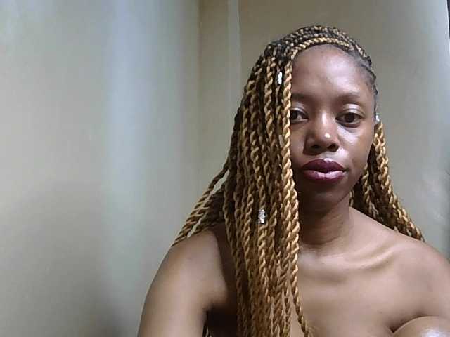 SexyBanni's BongaCams show and profile