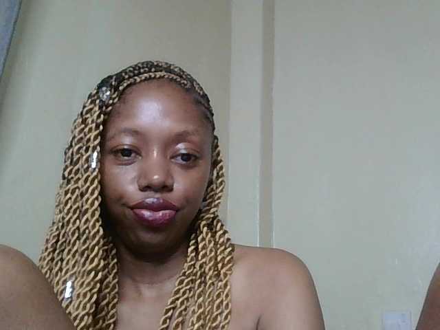 SexyBanni's BongaCams show and profile