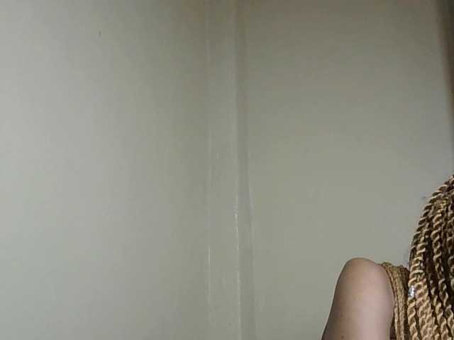 SexyBanni's BongaCams show and profile