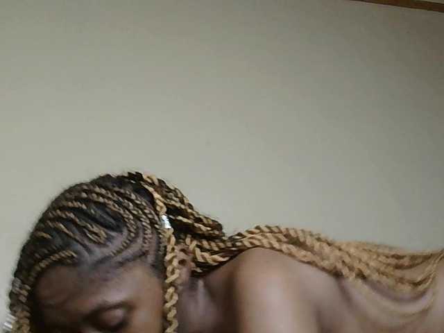 SexyBanni's BongaCams show and profile