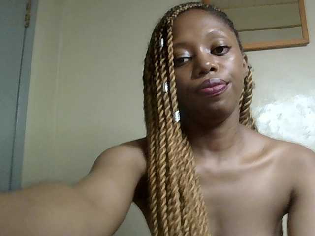 SexyBanni's BongaCams show and profile