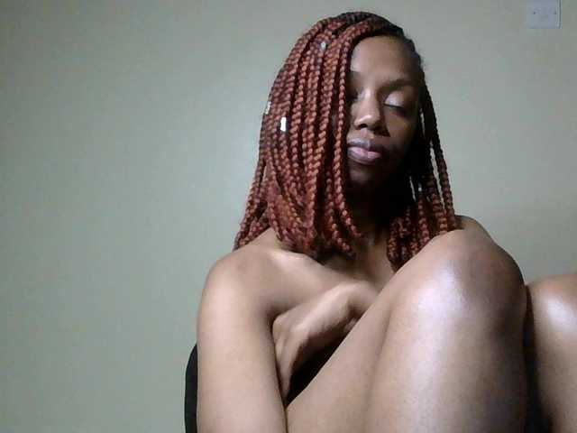 SexyBanni's BongaCams show and profile