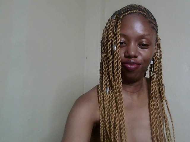 SexyBanni's BongaCams show and profile