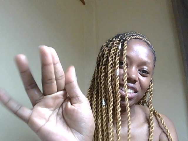 SexyBanni's BongaCams show and profile