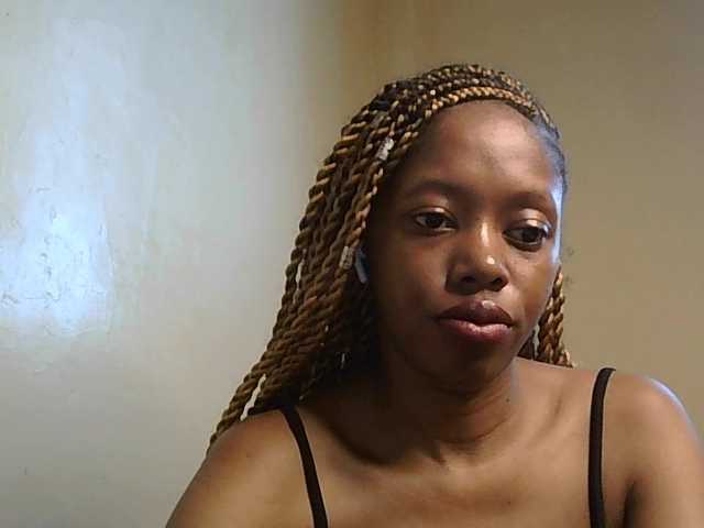 SexyBanni's BongaCams show and profile