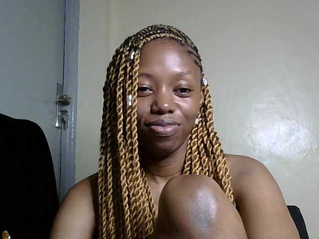 SexyBanni's BongaCams show and profile