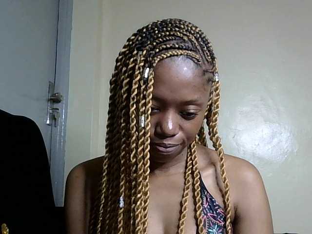 SexyBanni's BongaCams show and profile