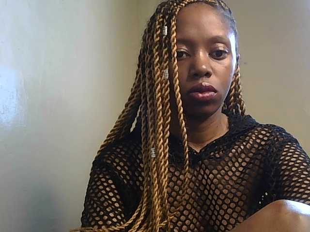 SexyBanni's BongaCams show and profile