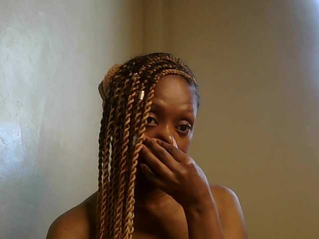 SexyBanni's BongaCams show and profile