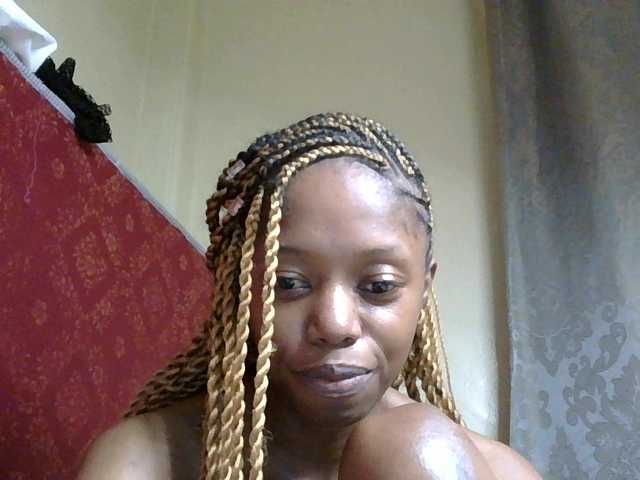 SexyBanni's BongaCams show and profile