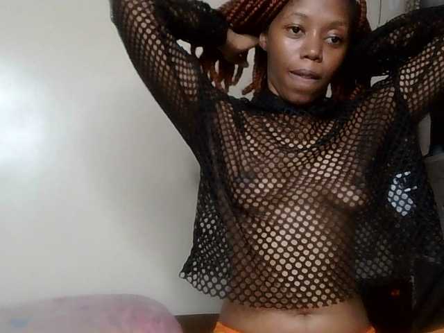 SexyBanni's BongaCams show and profile