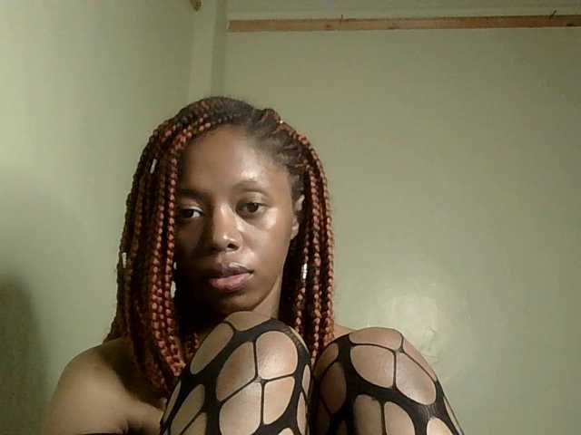 SexyBanni's BongaCams show and profile