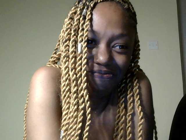 SexyBanni's BongaCams show and profile