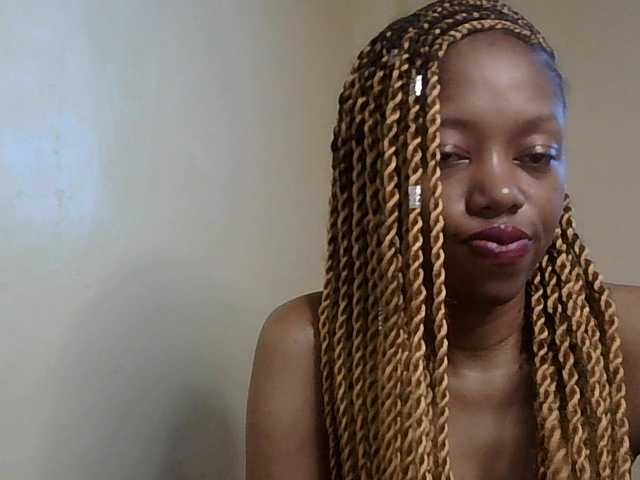 SexyBanni's BongaCams show and profile