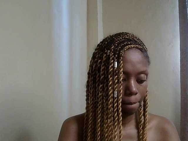 SexyBanni's BongaCams show and profile