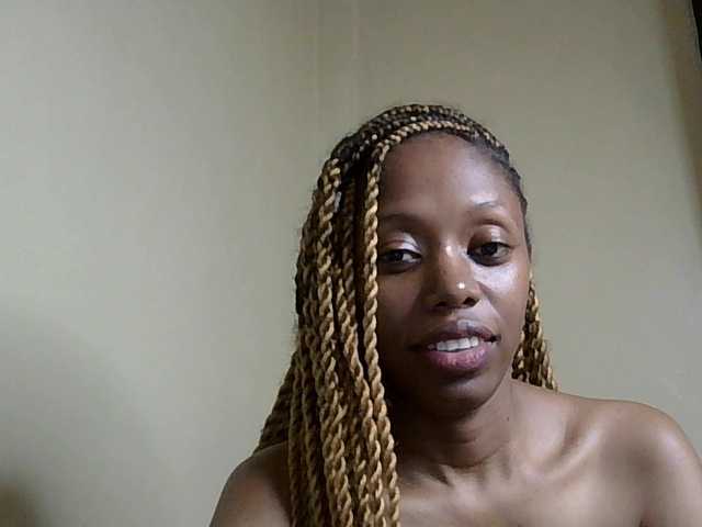 SexyBanni's BongaCams show and profile