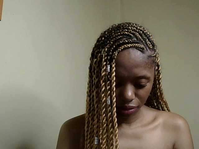 SexyBanni's BongaCams show and profile