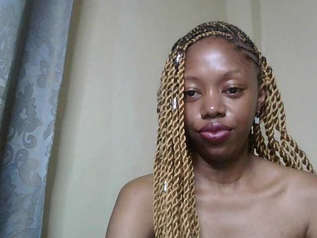 SexyBanni's BongaCams show and profile