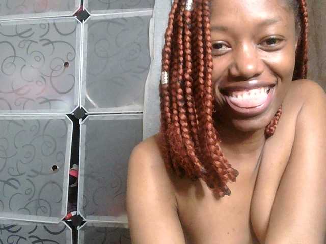 SexyBanni's BongaCams show and profile