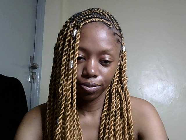 SexyBanni's BongaCams show and profile