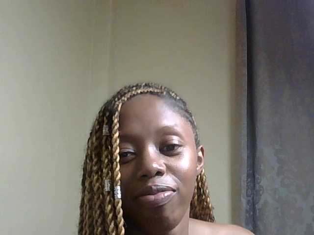 SexyBanni's BongaCams show and profile