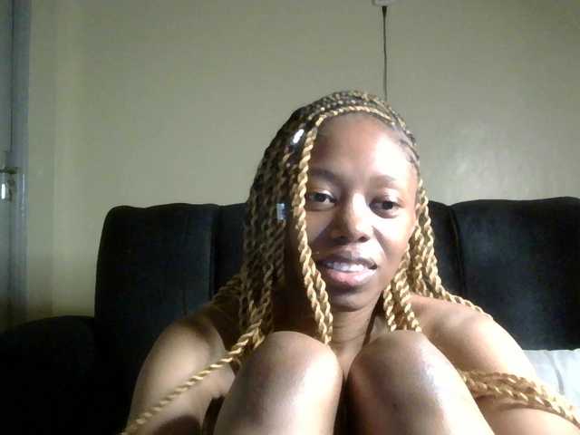 SexyBanni's BongaCams show and profile