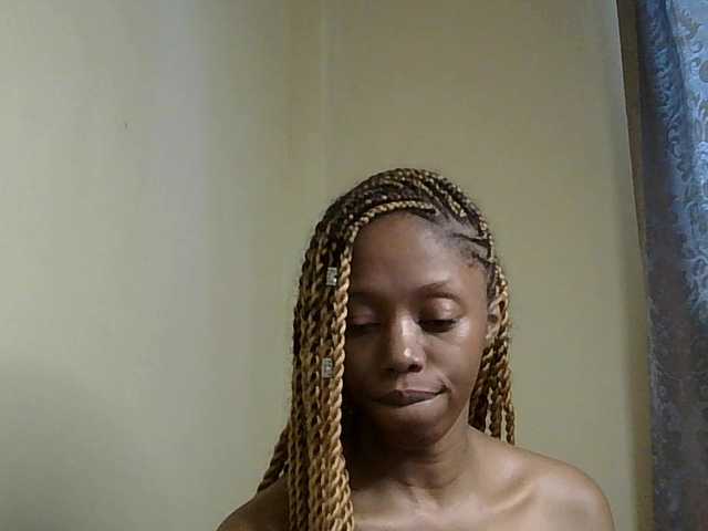 SexyBanni's BongaCams show and profile