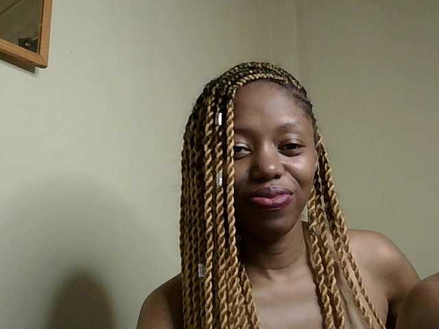 SexyBanni's BongaCams show and profile