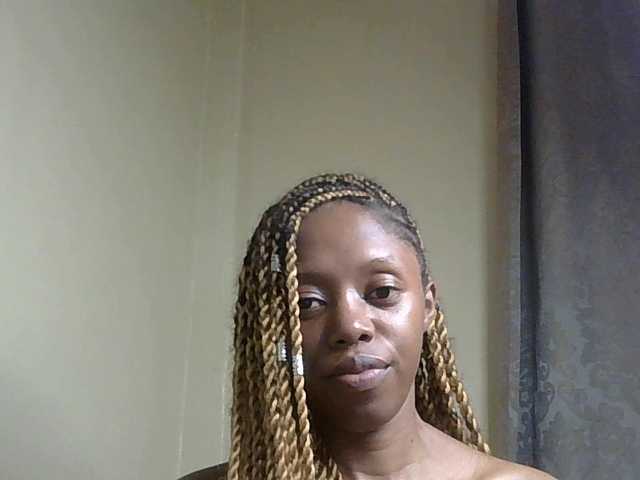 SexyBanni's BongaCams show and profile