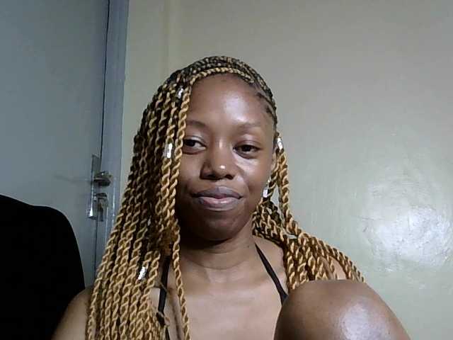 SexyBanni's BongaCams show and profile