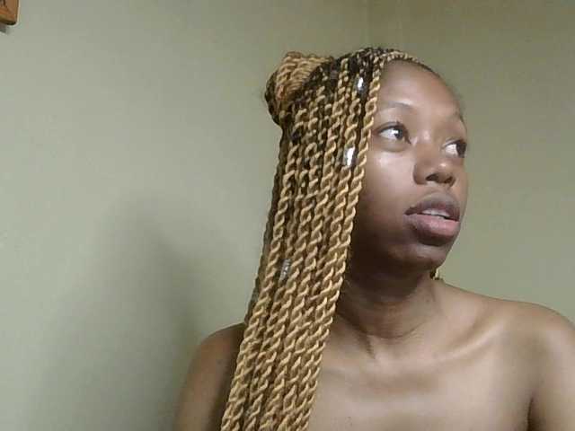 SexyBanni's BongaCams show and profile